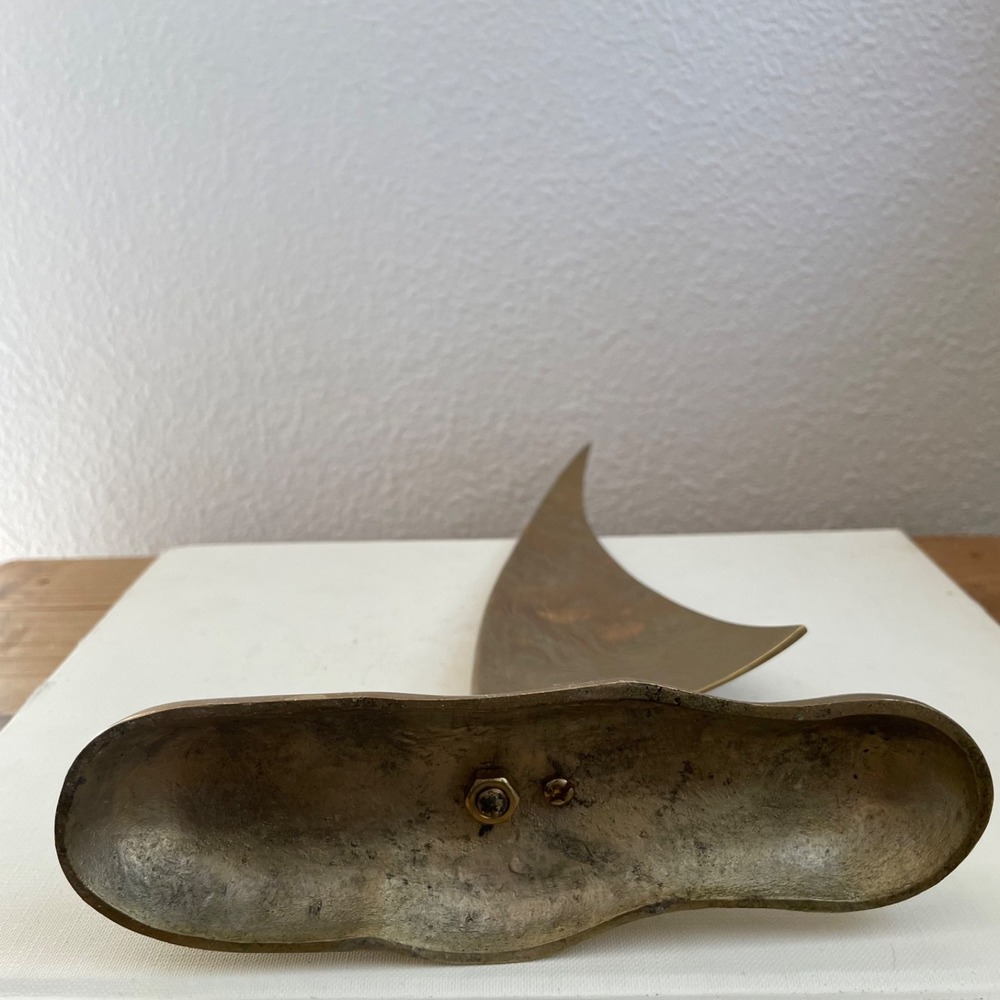 Vintage Brass Sailboat Sculpture Coastal Shelf Decor Mid Century Modern Nautical - Picture 7 of 10